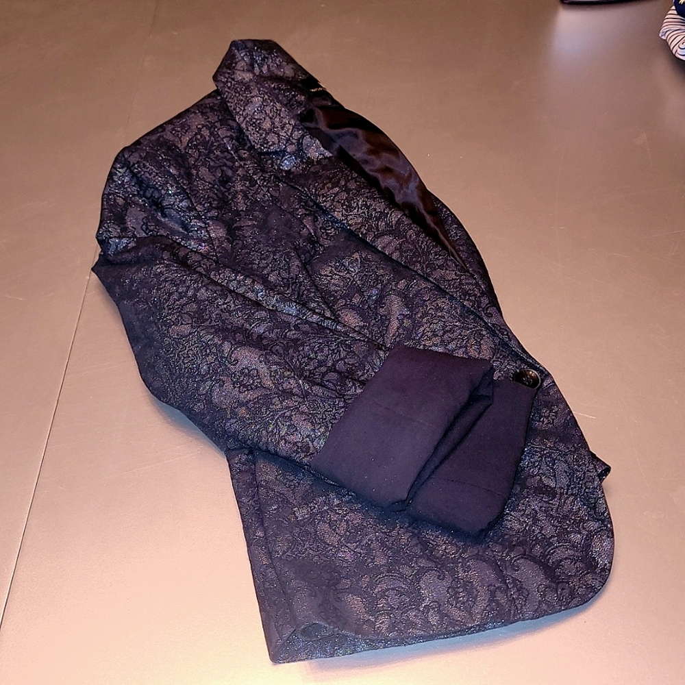 Jacket - Picture 3 of 3